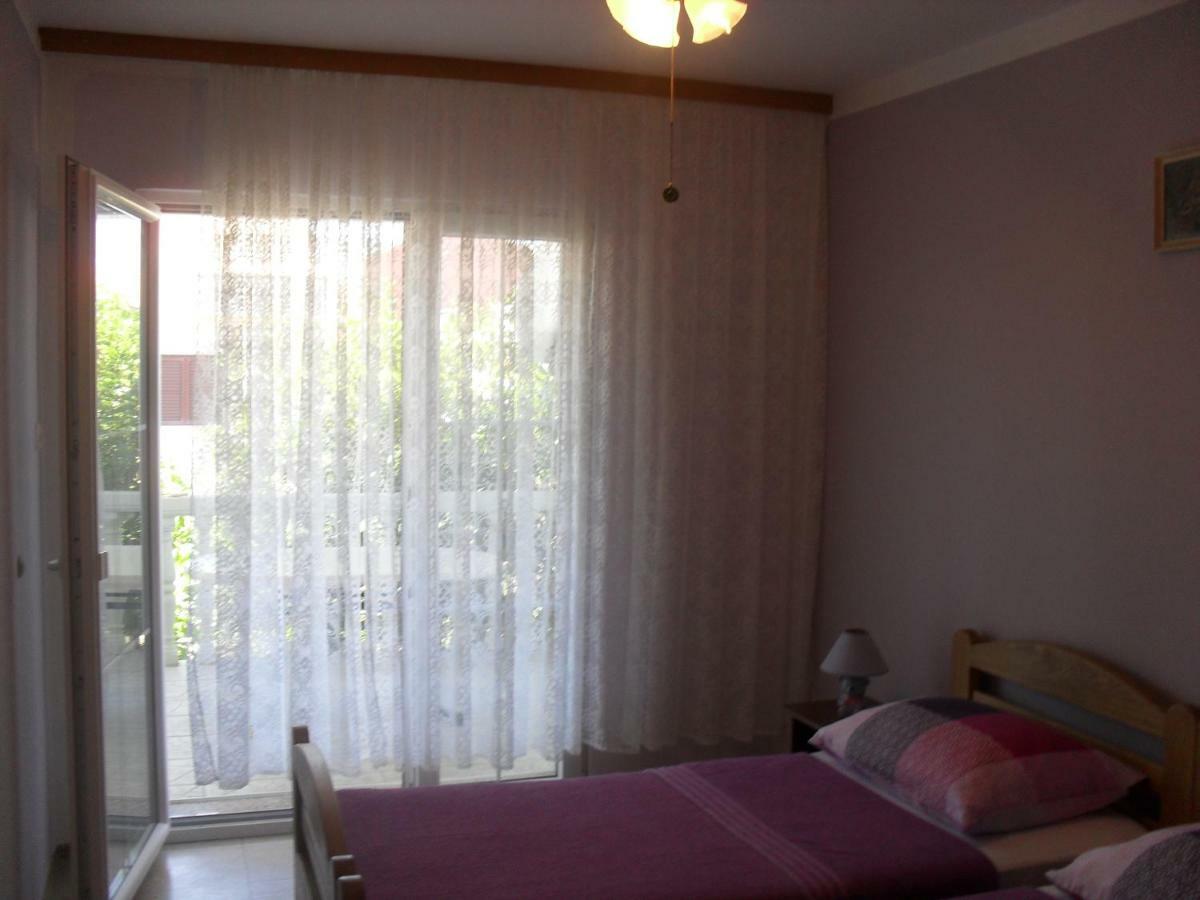 Apartment Zdenka Povljana Exteriör bild